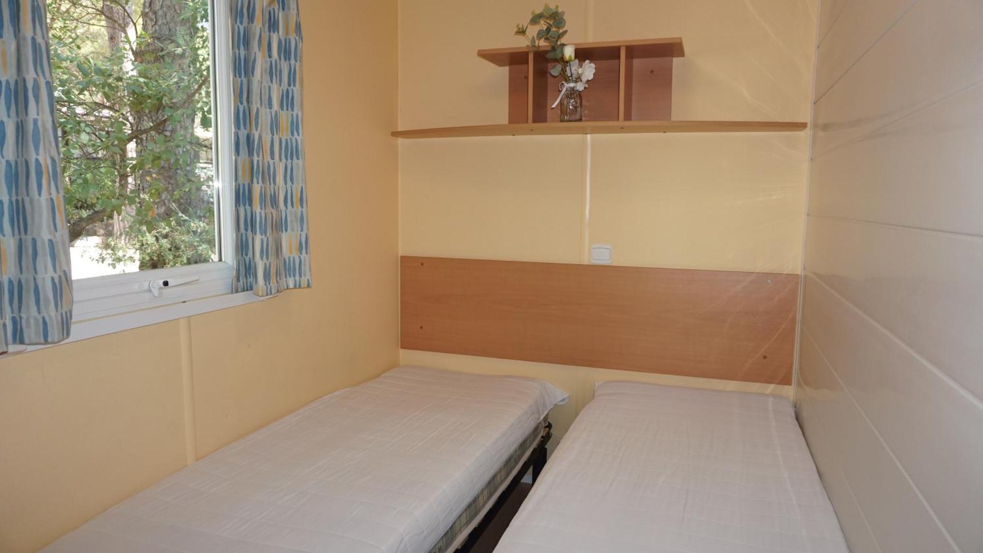 Chalets Met Buitenkeuken Op Camping Lei Suves - Joycasa Рокбрюн-сюр-Аржан Екстериор снимка
