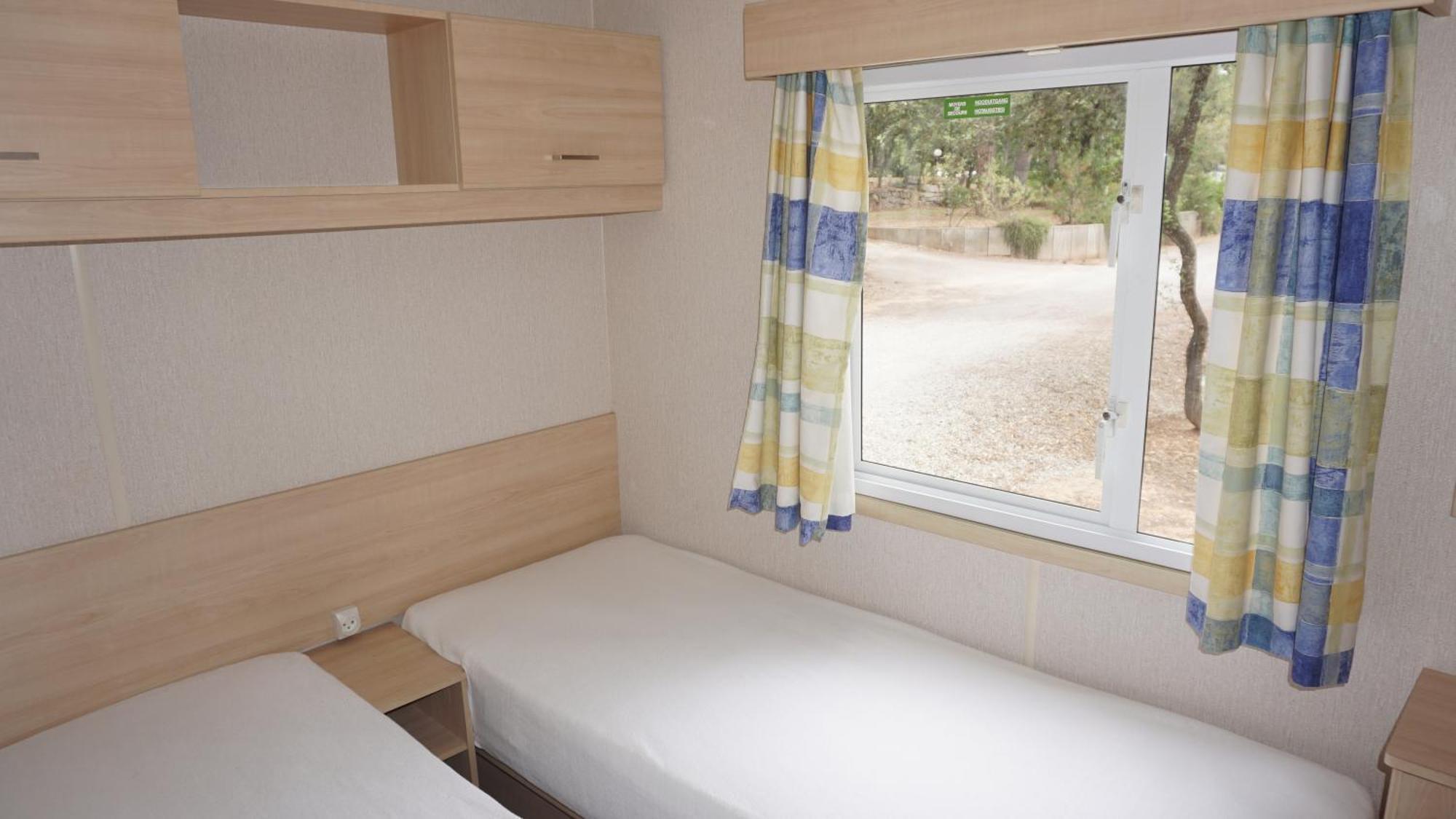 Chalets Met Buitenkeuken Op Camping Lei Suves - Joycasa Рокбрюн-сюр-Аржан Стая снимка
